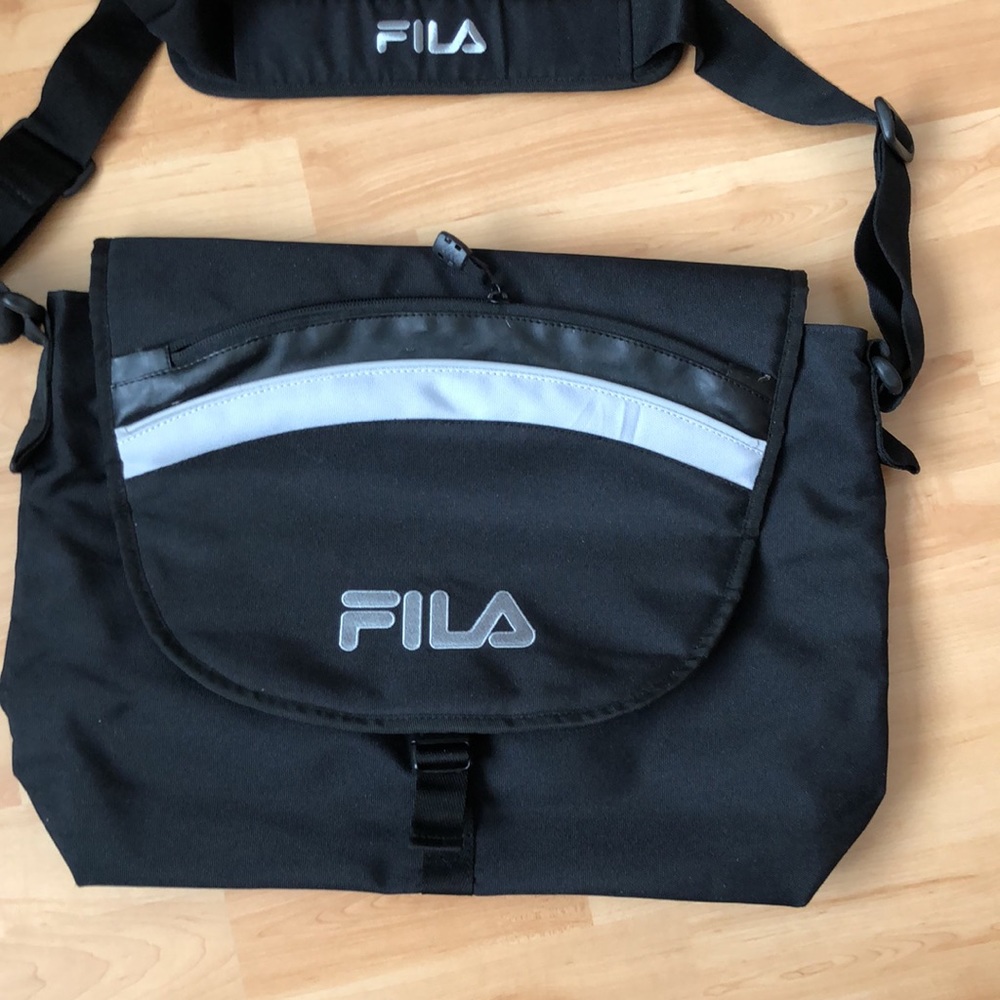 FILA bag - Picture 10 of 13